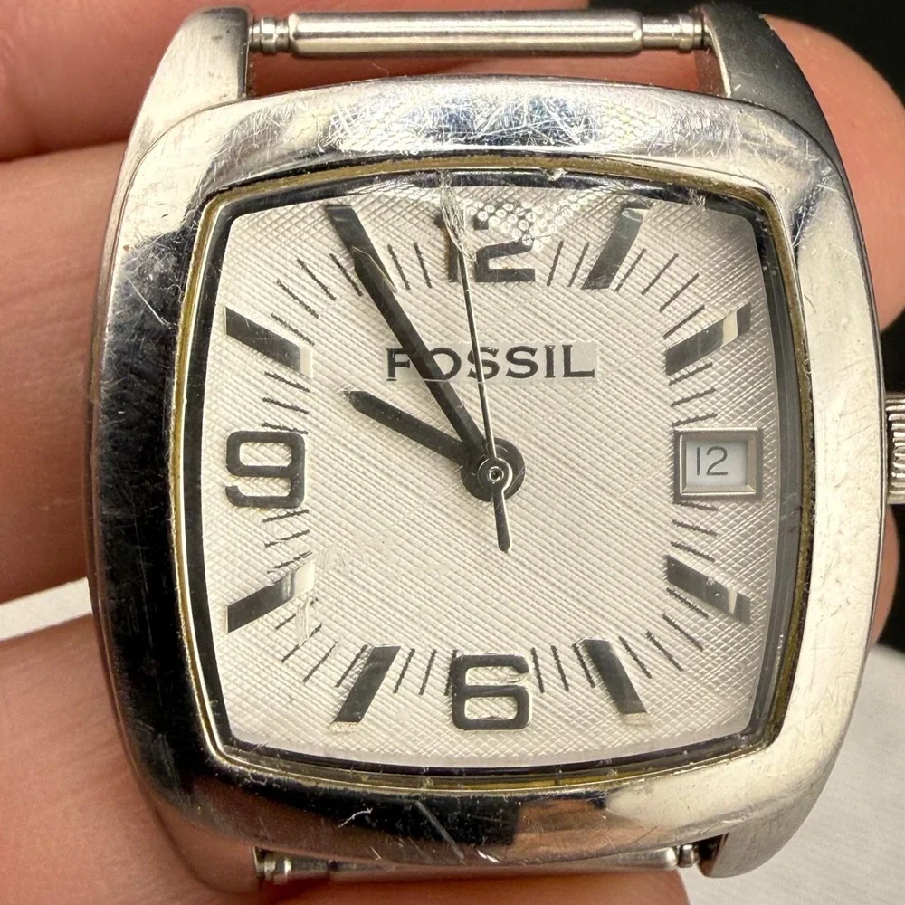 Vintage Fossil Watch Silver Tone No Band Untested